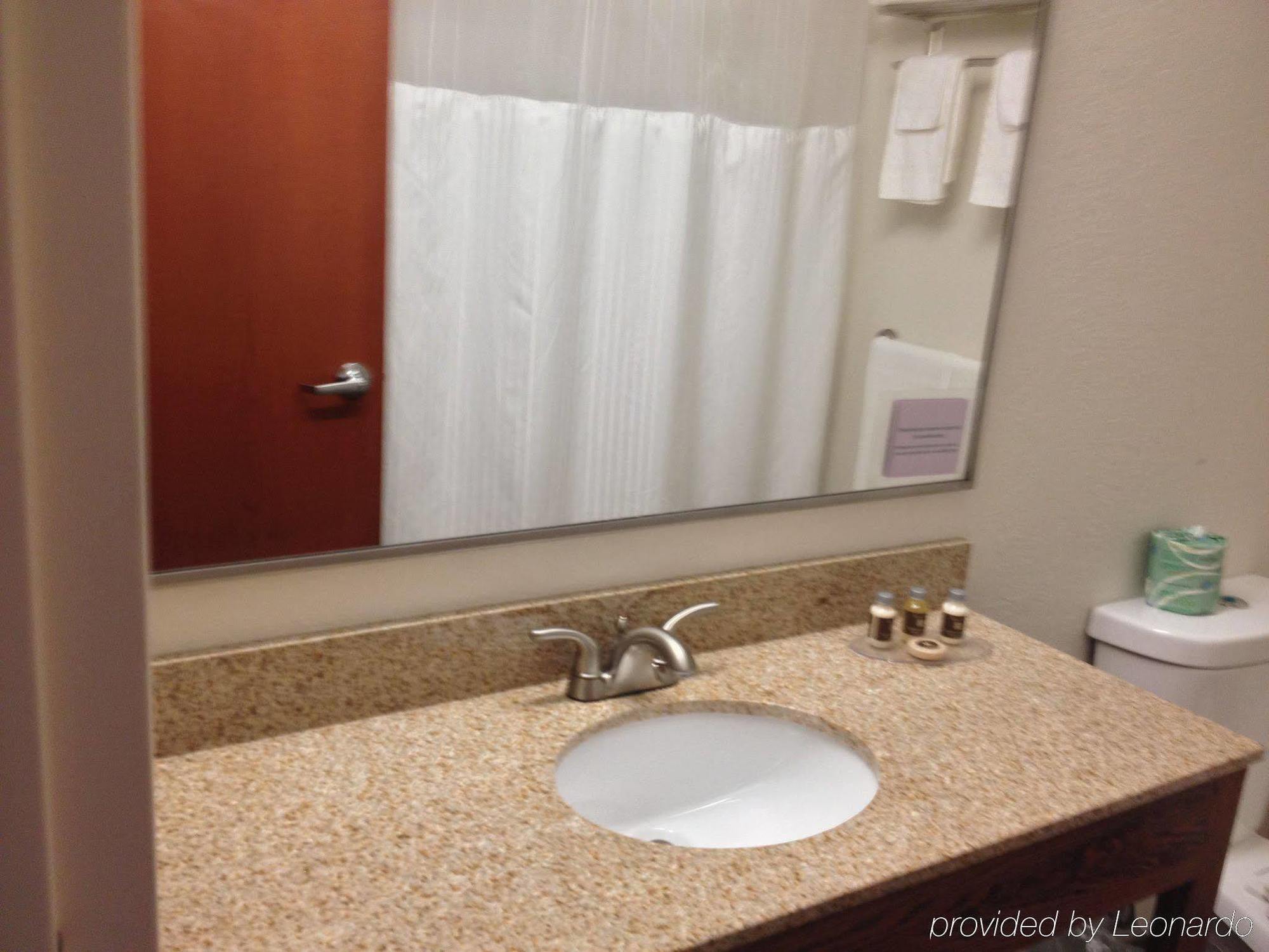 Pleasant Night Inn- Ny Carthage